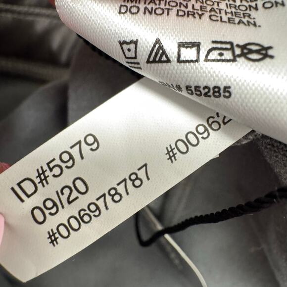 NWT Express Womens Metallic Stretch Mid Rise Faux Leather Skinny Leg Pants S - Picture 11 of 12